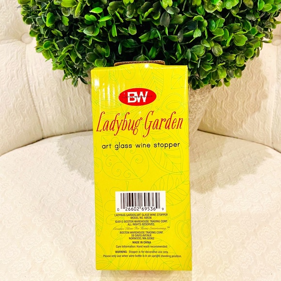 O3-BUNDLE ONLY-Ladybug Garden Art Blown Glass Wine Stopper in Box - Picture 6 of 7